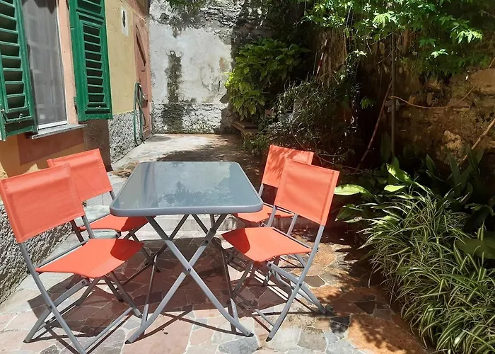 On The -30 Mt In Arenzano-genova * Vesima